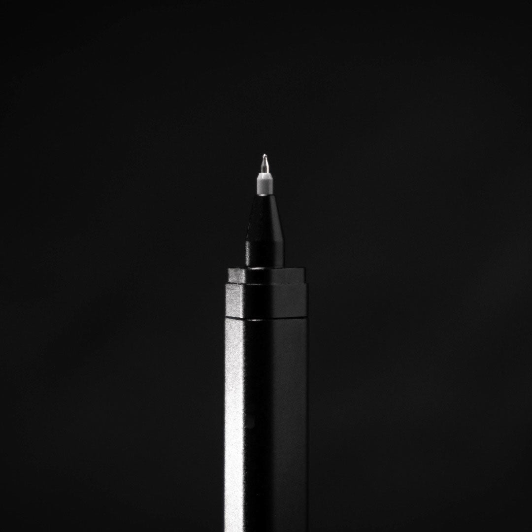 Exlicon Magnetic Pen – The Ergonomic Writing and Crafting Pen