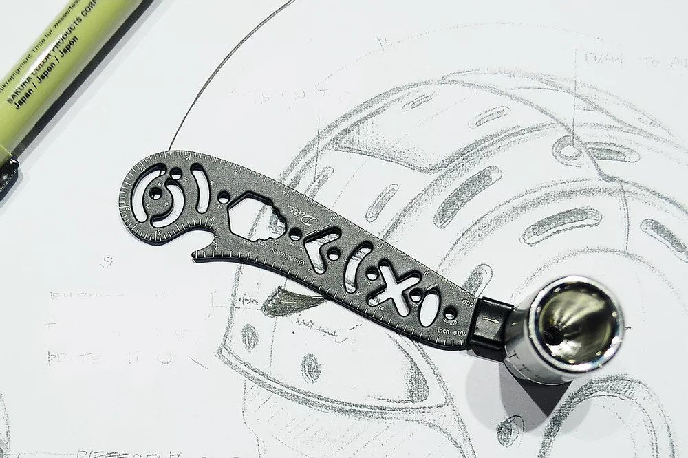 CURVED WING (AEROSPACE ALUMINIUM) and STAINLESS STEEL BASE (TALL)