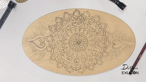 如何畫一個木製橢圓曼荼羅裝飾?
